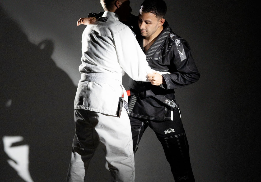 Kimono BJJ: come scegliere taglia, grammatura e vestibilità