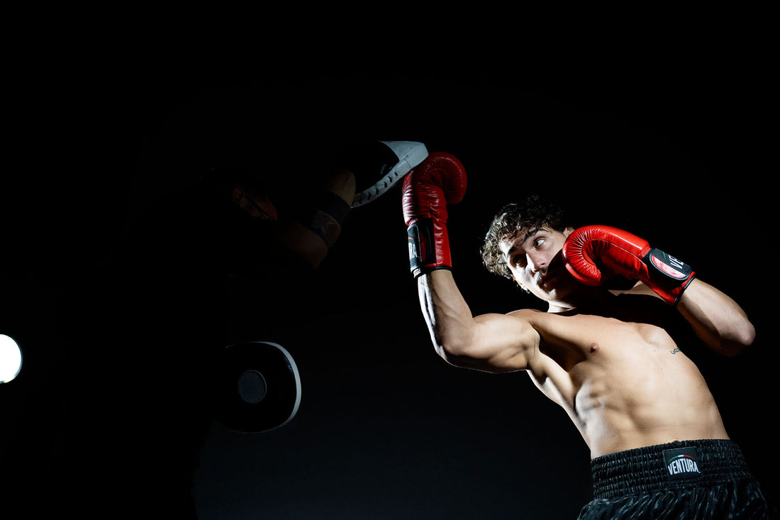 Cosa mettere nella borsa da palestra per boxe, kickboxing, Muay Thai e MMA