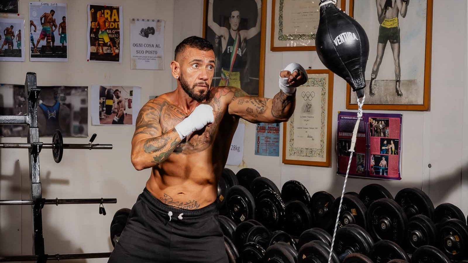 Come proteggere polsi e nocche nella boxe