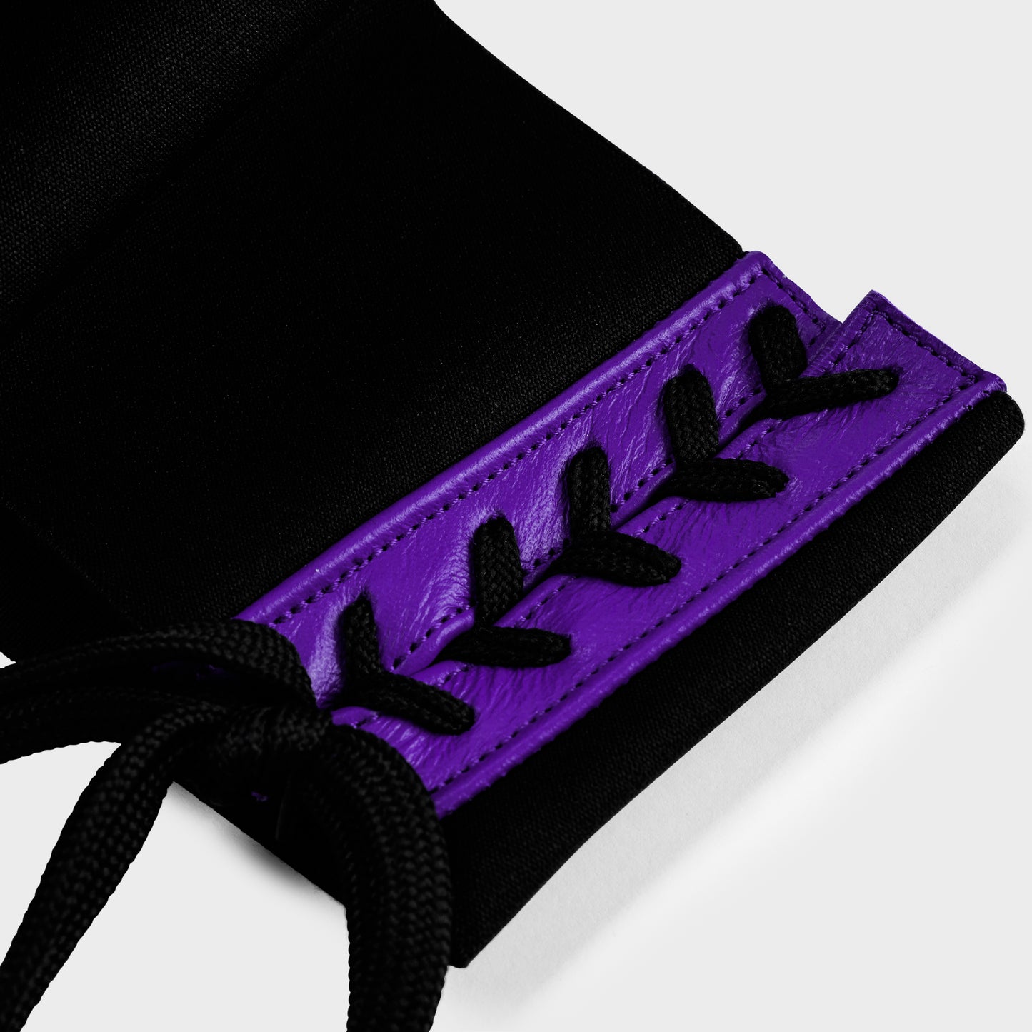 COQUILLE DE PROTECTION DE BOX EN CUIR VÉRITABLE  - VIOLET