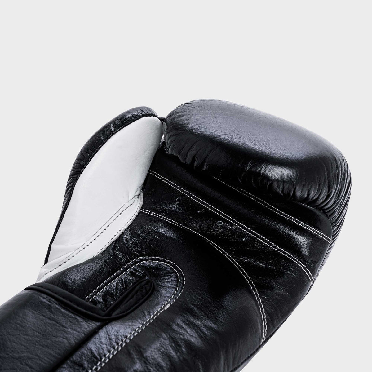GENUINE LEATHER BOXING GLOVES - BLACK