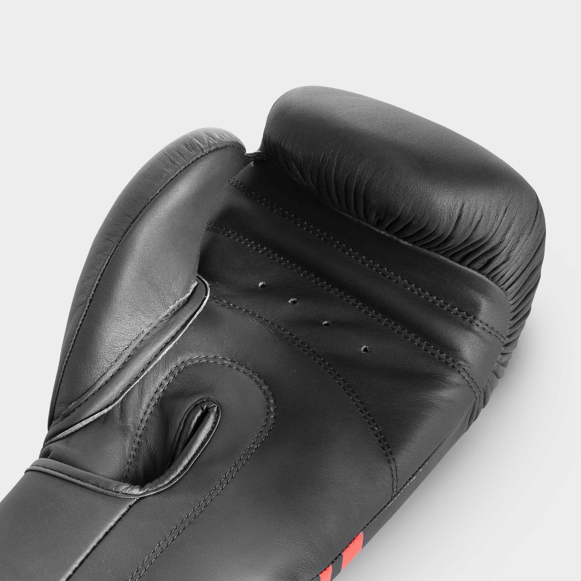 Guantoni da boxe in vera pelle - spikes, nero opaco/rosso